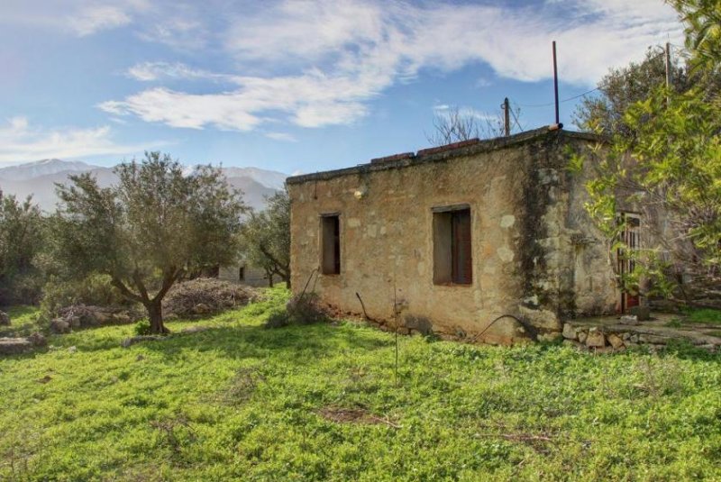 Kaina Kreta, Kaina: Grundstück mit Bergblick und Baugenehmigung zu verkaufen Grundstück kaufen